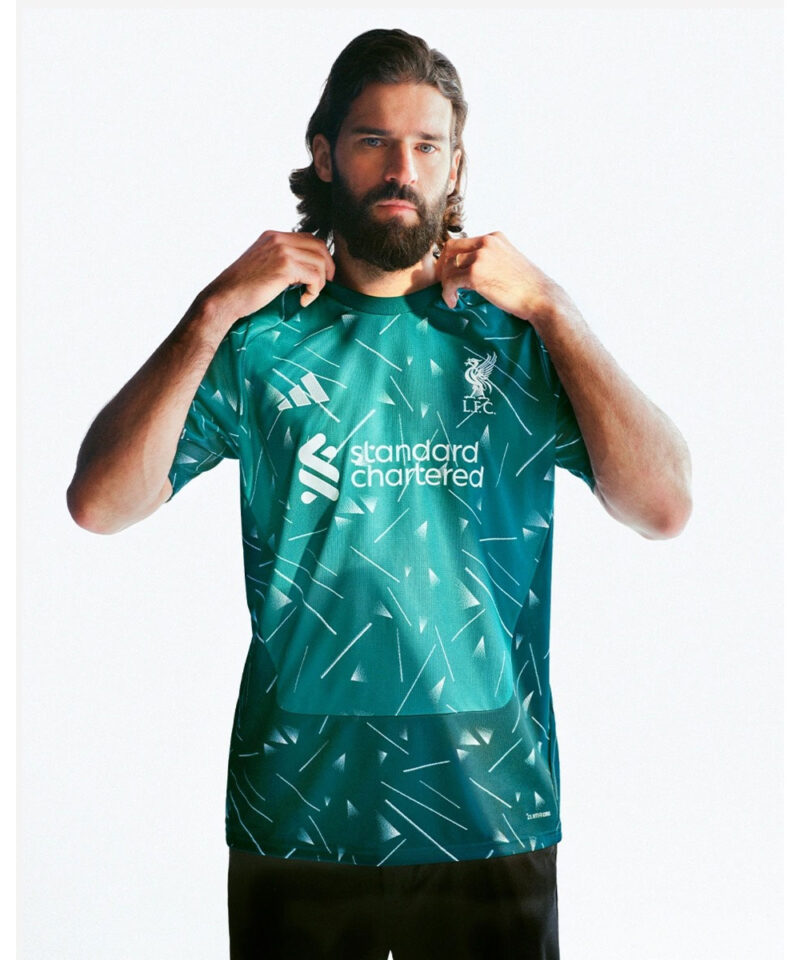 Liverpool 26/27 home goalkeeper shirt